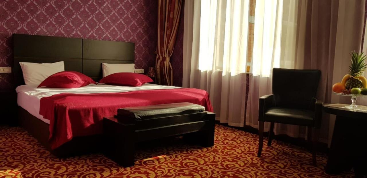 Ambassador Hotel Baku Luaran gambar