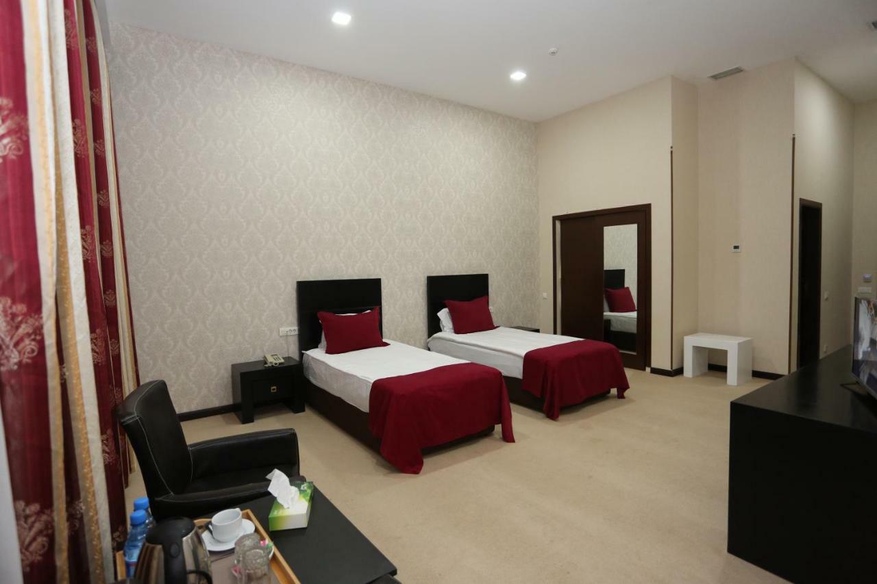 Ambassador Hotel Baku Luaran gambar