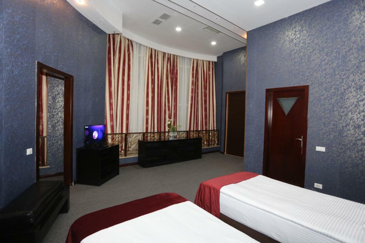 Ambassador Hotel Baku Luaran gambar