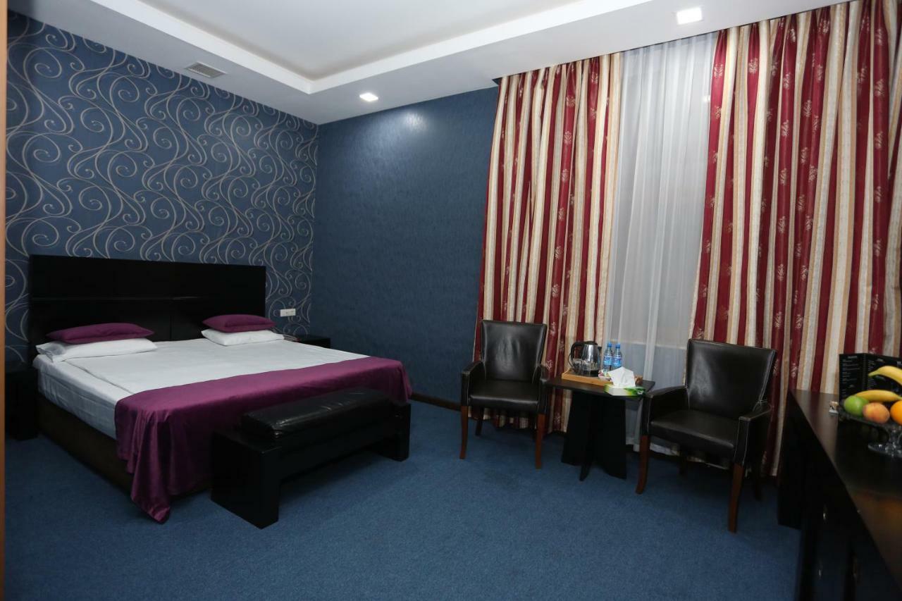 Ambassador Hotel Baku Luaran gambar