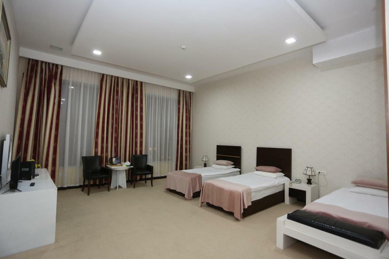 Ambassador Hotel Baku Luaran gambar